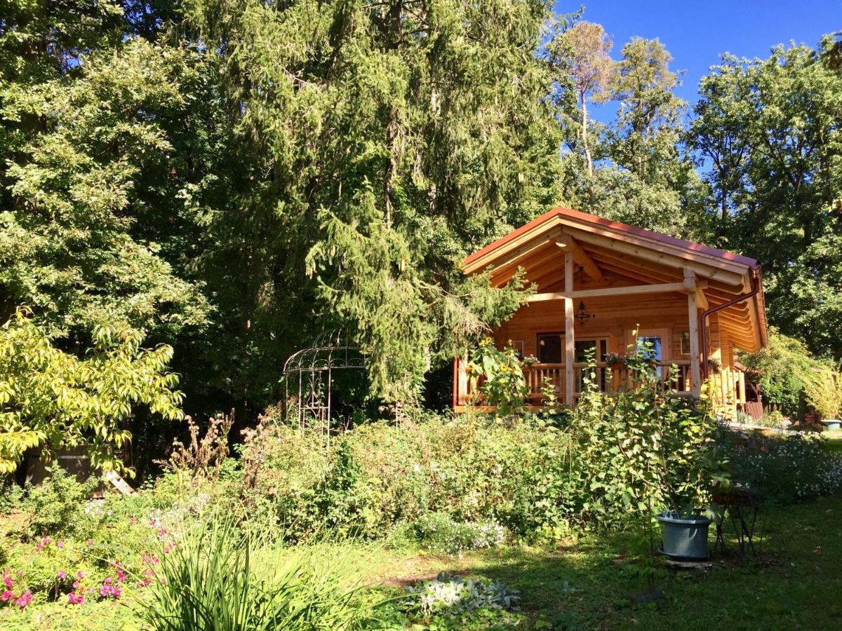 Blockhaus Chalet Mit Beheizbarem Badefass Und Infrarotsauna Auf Der Terrasse Oberschützen Esterno foto